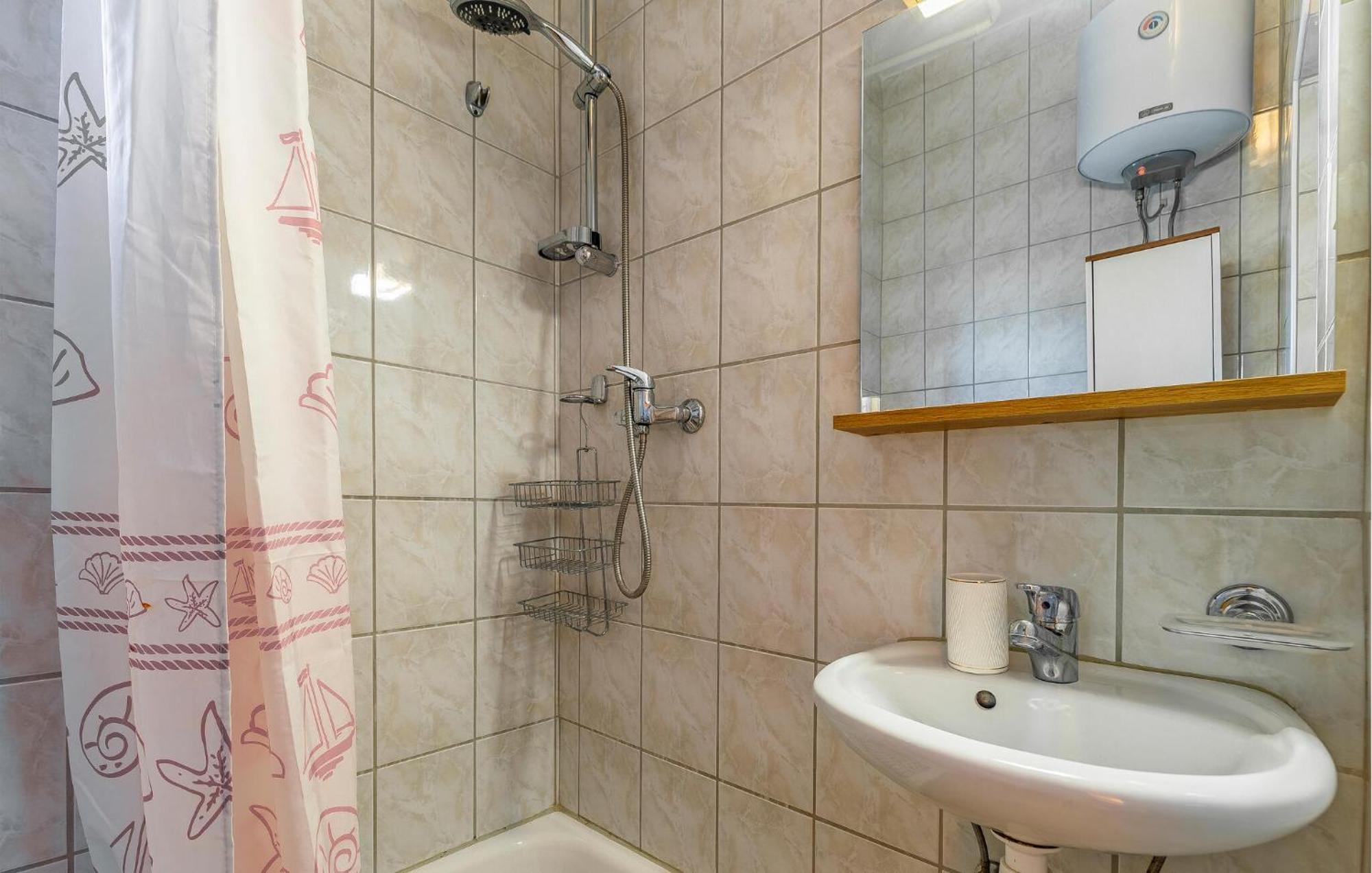 Pet Friendly Apartment In Medulin With Wifi Luaran gambar