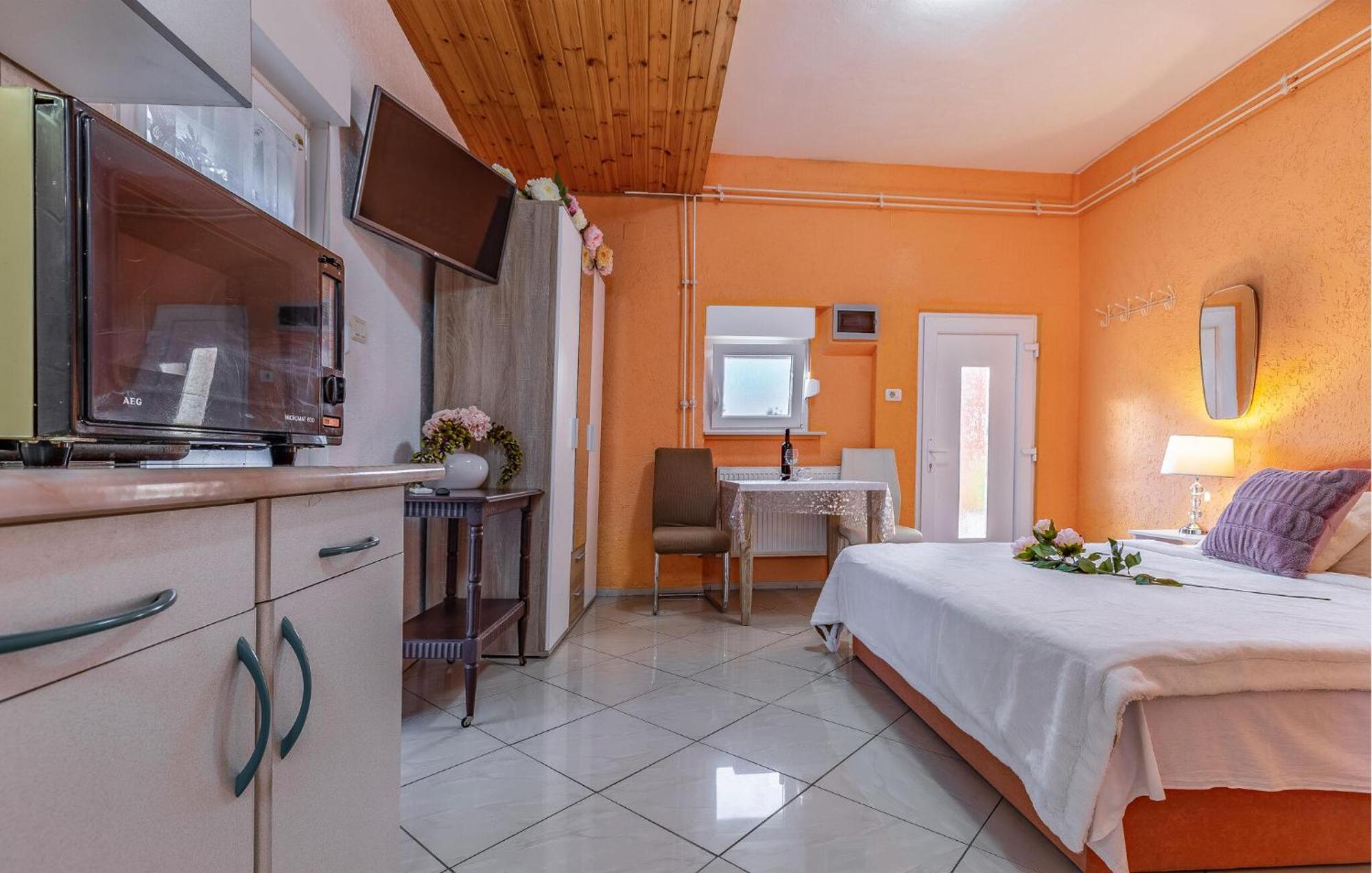 Pet Friendly Apartment In Medulin With Wifi Luaran gambar